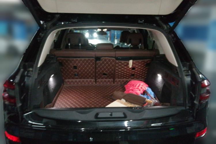 Used BMW X5 2020 xDrive40i M Sport Package Trunk