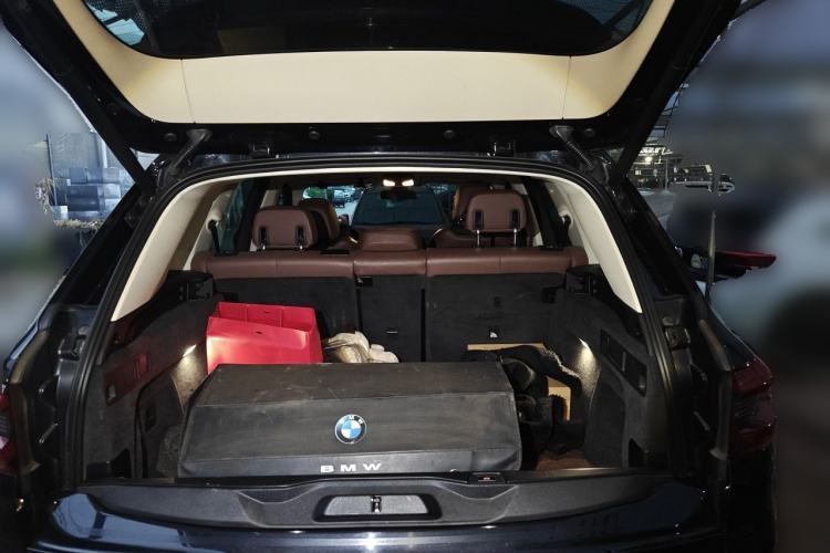 Used BMW X5 2020 xDrive40i M Sport Package Trunk