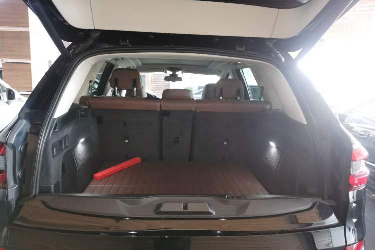 Used BMW X5 2020 xDrive30i M Sport Package Trunk
