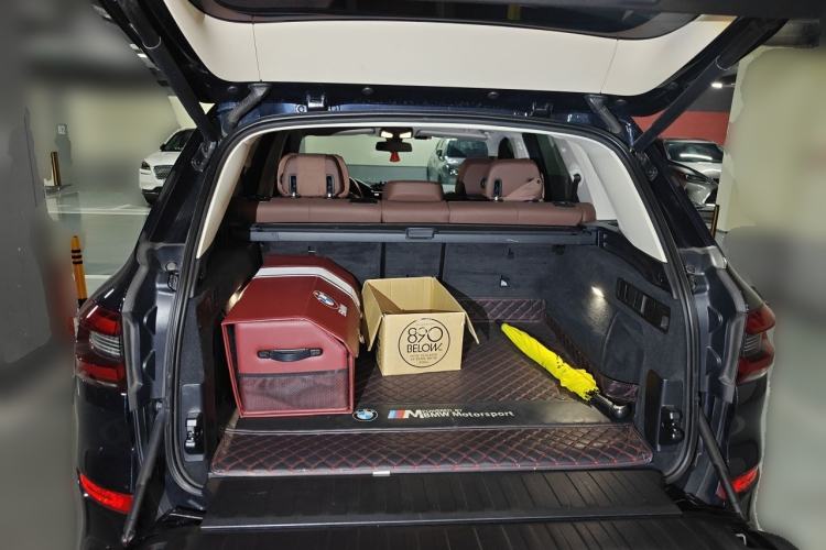 Used BMW X5 2020 xDrive40i M Sport Package Trunk