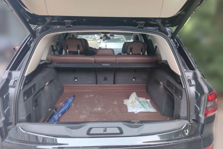 Used BMW X5 2020 xDrive40i M Sport Package Trunk
