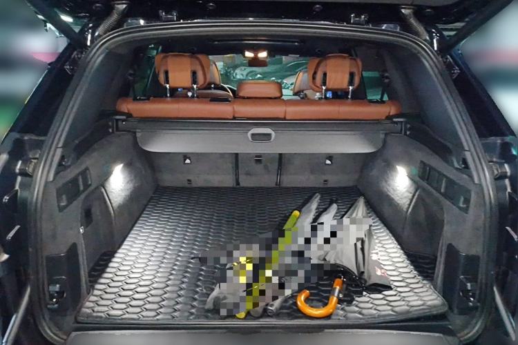 Used BMW X5 2020 xDrive40i Luxury Model with M Sport Package Trunk