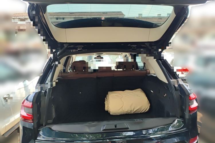Used BMW X5 2020 xDrive30i M Sport Package Trunk