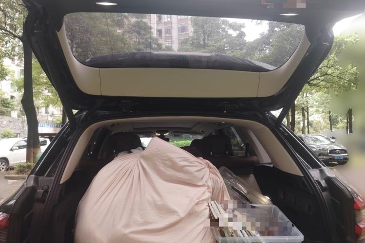 Used BMW X5  Trunk