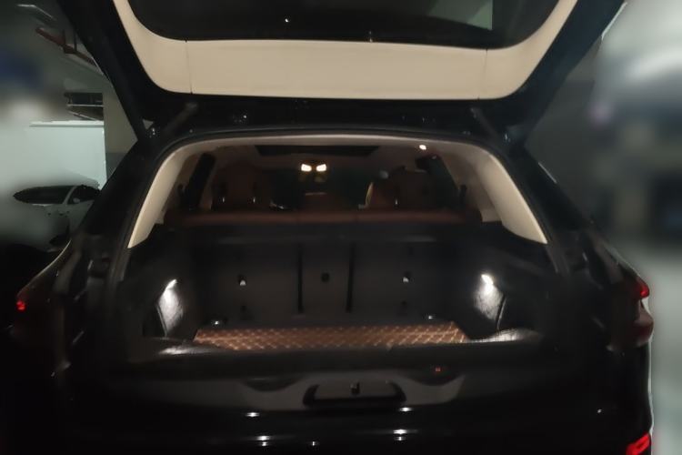 Used BMW X5 2020 xDrive40i M Sport Package Trunk