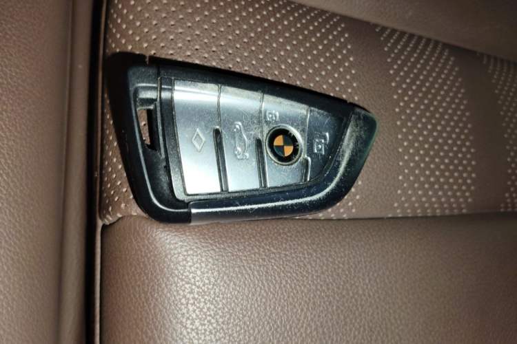 Used BMW X5 2020 xDrive40i M Sport Package Vehicle Key