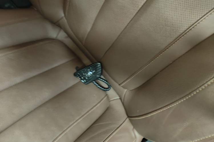 Used BMW X5 2020 xDrive40i Luxury Model with M Sport Package Vehicle Key