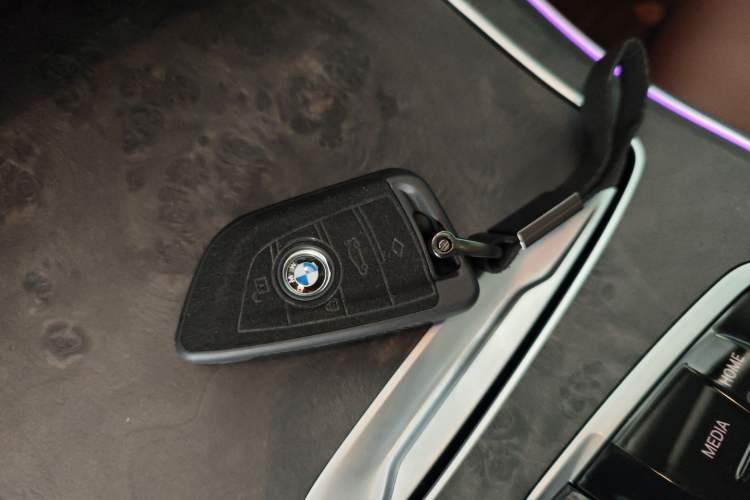 Used BMW X5 2020 xDrive40i M Sport Package Vehicle Key
