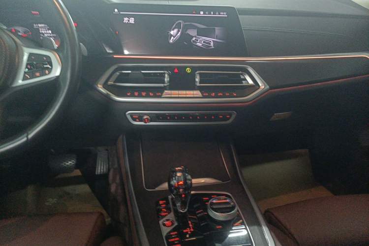 Used BMW X5 2020 xDrive40i M Sport Package Audio And AC Panel