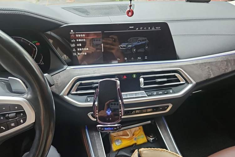 Used BMW X5 2020 xDrive40i M Sport Package Audio And AC Panel