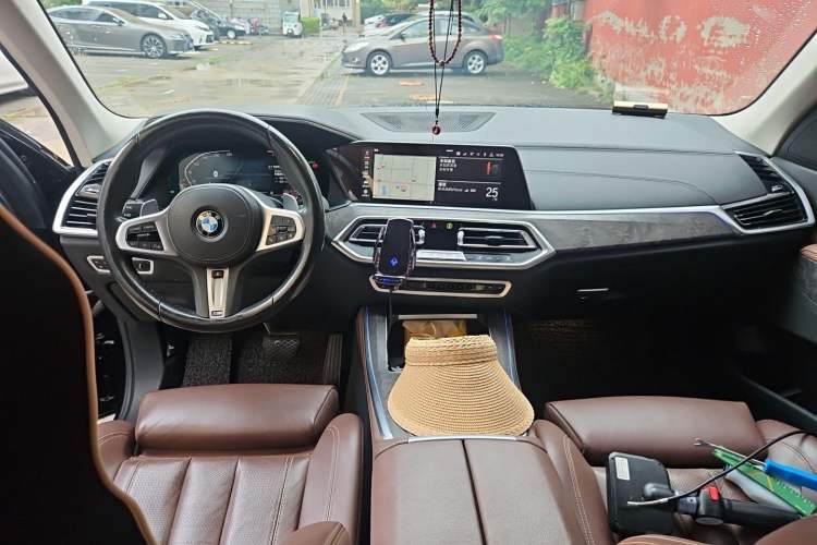 Used BMW X5 2020 xDrive40i M Sport Package Center Console