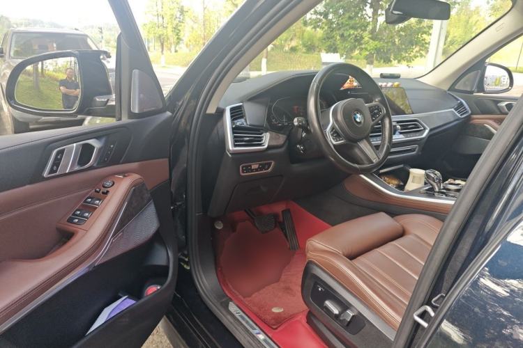 Used BMW X5 2020 xDrive40i M Sport Package Driver Seat