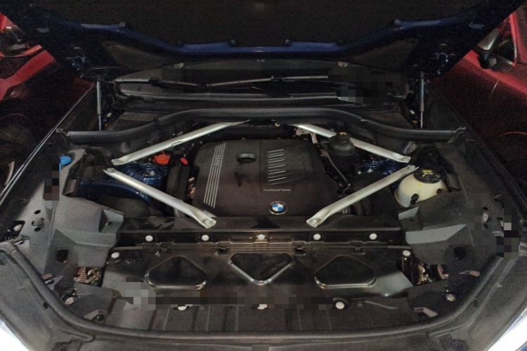 Used BMW X5 2020 xDrive40i M Sport Package Engine Bay