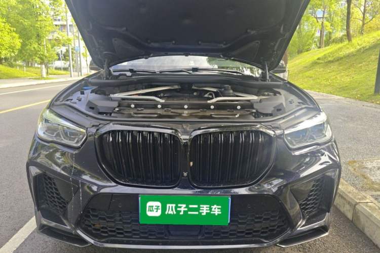 Used BMW X5 2020 xDrive40i M Sport Package Engine Bay