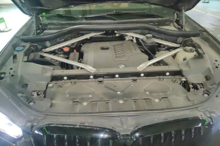 Used BMW X5 2020 xDrive40i M Sport Package Engine Bay