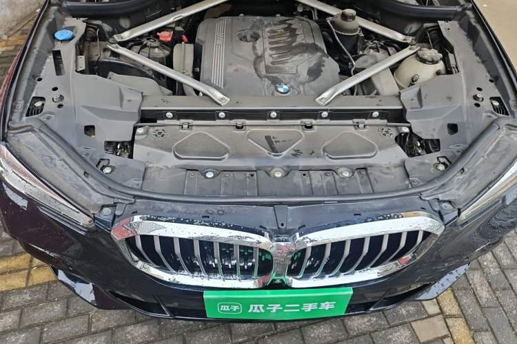 Used BMW X5 2020 xDrive40i M Sport Package Engine Bay