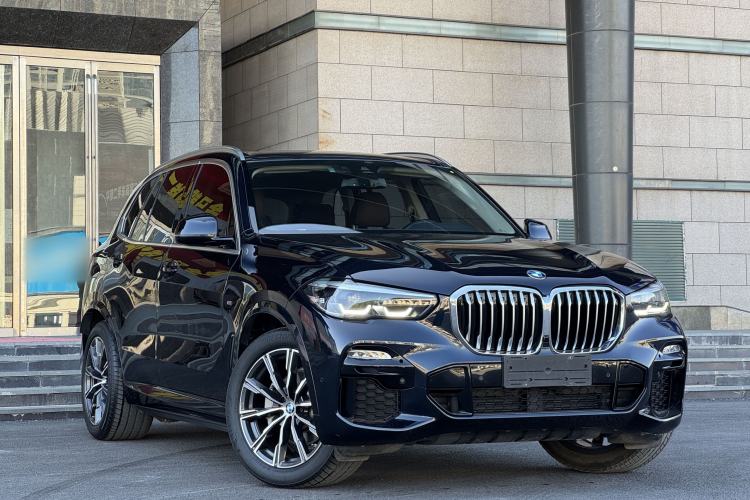 Used BMW X5 2020 xDrive30i M Sport Package Exterior 2