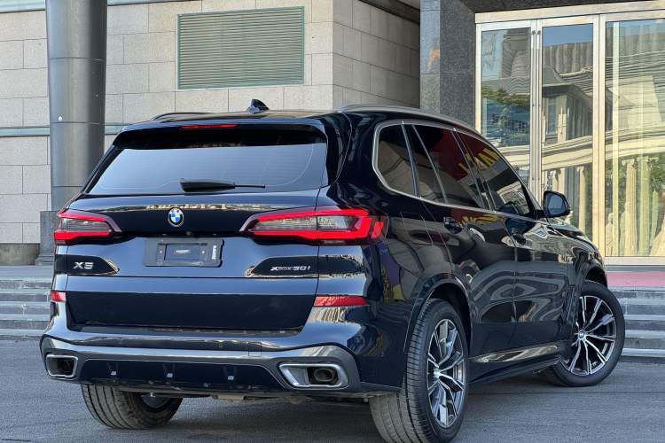 Used BMW X5 2020 xDrive30i M Sport Package Exterior 6