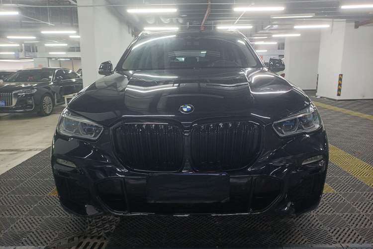 Used BMW X5 2020 xDrive40i M Sport Package Front