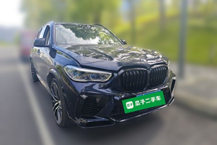 Used BMW X5 2020 xDrive40i M Sport Package Front Right 45 Deg