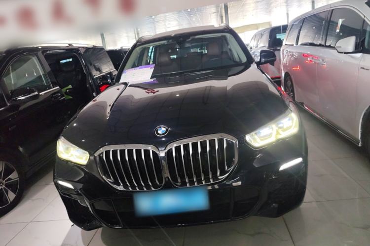 Used BMW X5 2020 xDrive40i M Sport Package Front