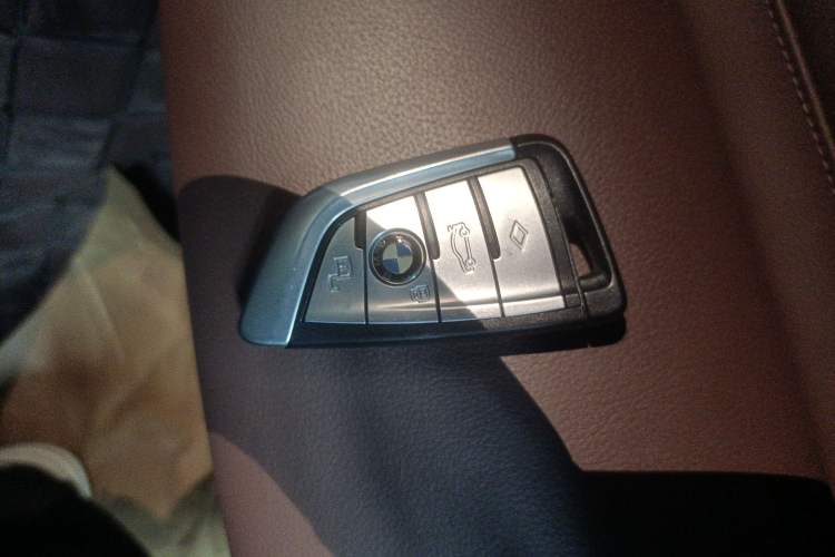 Used BMW X5 2020 xDrive40i M Sport Package Interior 1