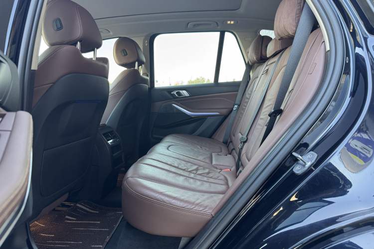Used BMW X5 2020 xDrive30i M Sport Package Interior 2