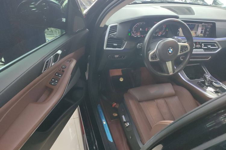 Used BMW X5 2020 xDrive40i M Sport Package Interior 3