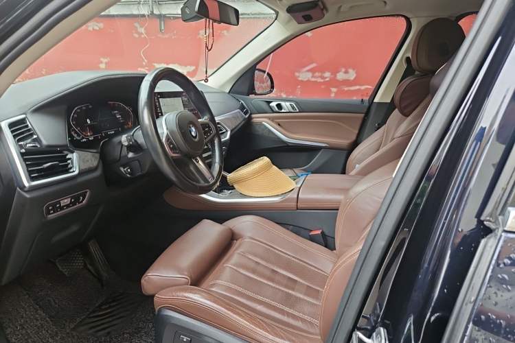 Used BMW X5 2020 xDrive40i M Sport Package Left Front Seat