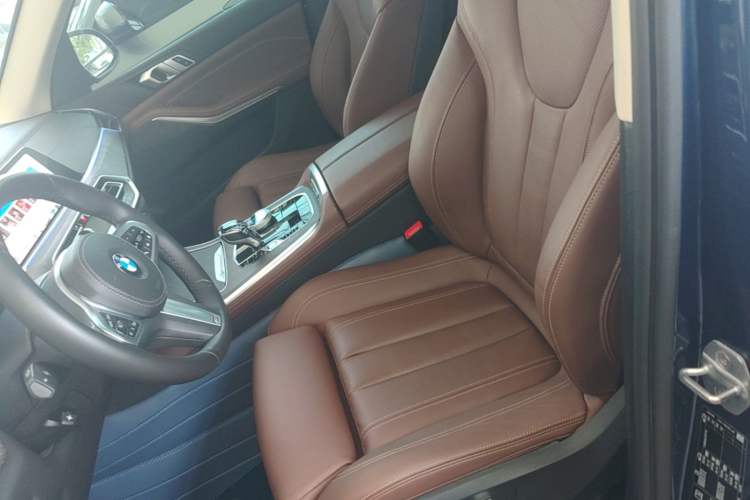 Used BMW X5 2020 xDrive30i M Sport Package Left Front Seat