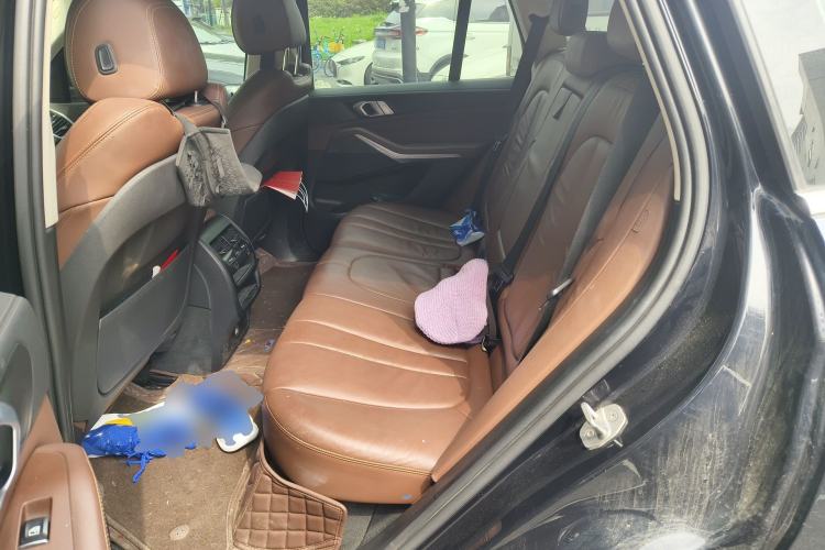 Used BMW X5 2020 xDrive30i M Sport Package Left Rear Seat