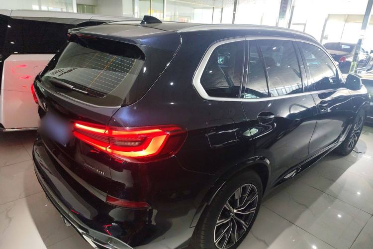 Used BMW X5 2020 xDrive40i M Sport Package Rear Right 45 Deg