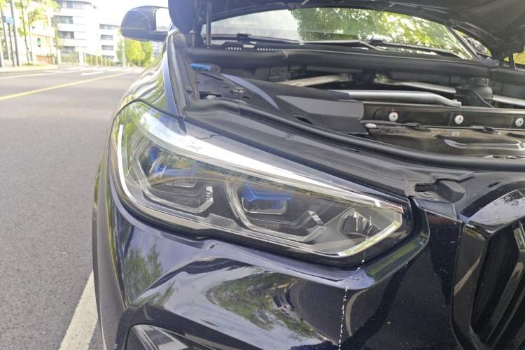 Used BMW X5 2020 xDrive40i M Sport Package Right Front Headlight