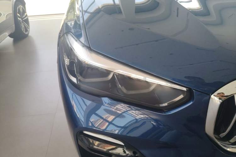 Used BMW X5 2020 xDrive30i M Sport Package Right Front Headlight