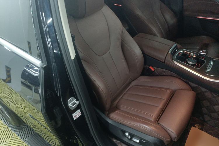 Used BMW X5 2020 xDrive40i M Sport Package Right Front Seat