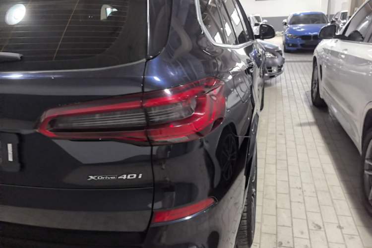 Used BMW X5 2020 xDrive40i M Sport Package Right Rear Taillight