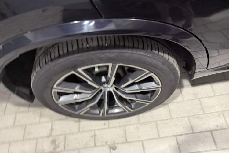Used BMW X5 2020 xDrive40i M Sport Package Right Rear Wheel Hub