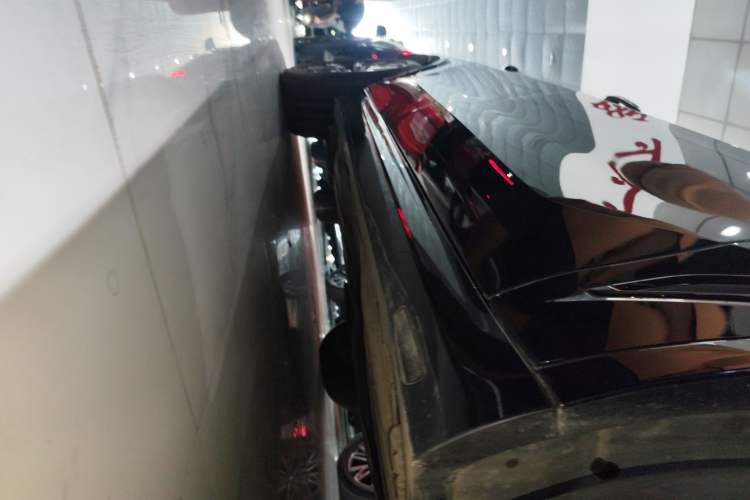 Used BMW X5 2020 xDrive40i M Sport Package Right Side Sill