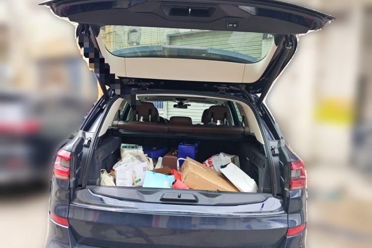 Used BMW X5 2020 xDrive40i M Sport Package Trunk