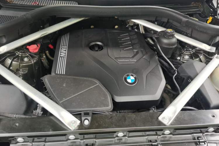 Used BMW X5 2020 xDrive30i X Design Package Engine Bay