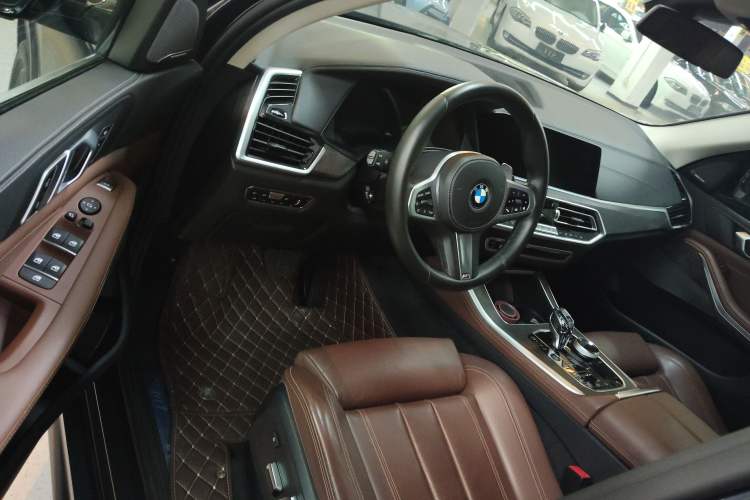 Used BMW X5 2020 xDrive40i M Sport Package Driver Seat