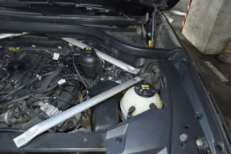 Used BMW X5 2020 xDrive30i X Design Package Engine Bay Left