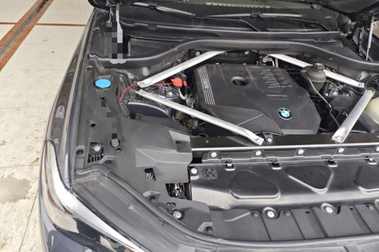 Used BMW X5 2020 xDrive30i M Sport Package Engine Bay Right