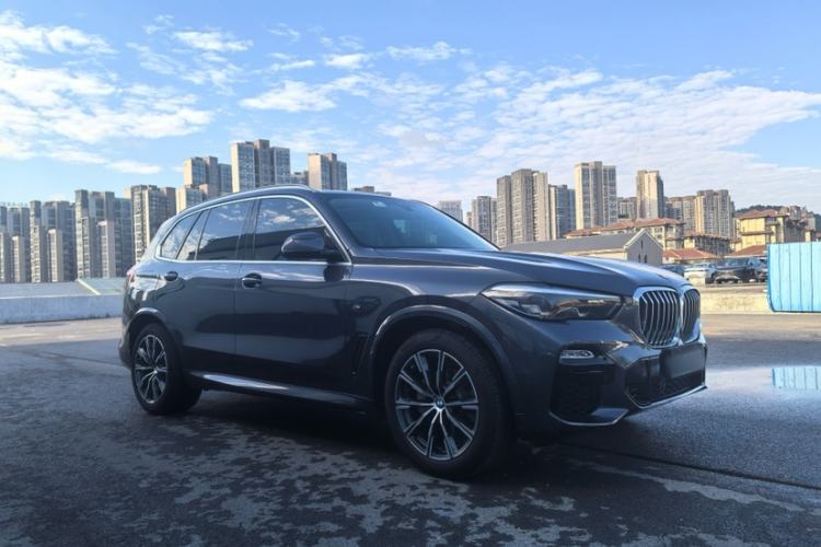 Used BMW X5 2020 xDrive30i M Sport Package Exterior 1