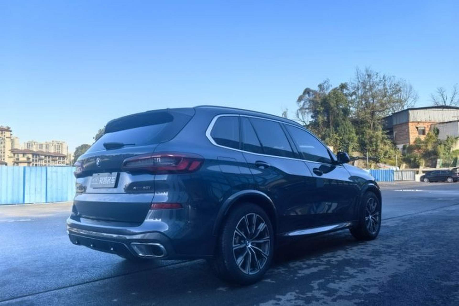 Used BMW X5 2020 xDrive30i M Sport Package Exterior 3
