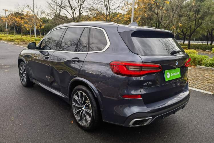 Used BMW X5 2020 xDrive40i M Sport Package Exterior 3
