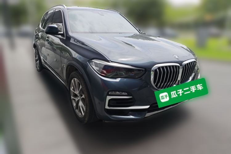Used BMW X5 2020 xDrive30i X Design Package Front Right 45 Deg