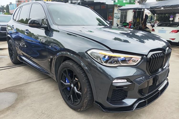 Used BMW X5 2020 xDrive30i M Sport Package Front Right 45 Deg
