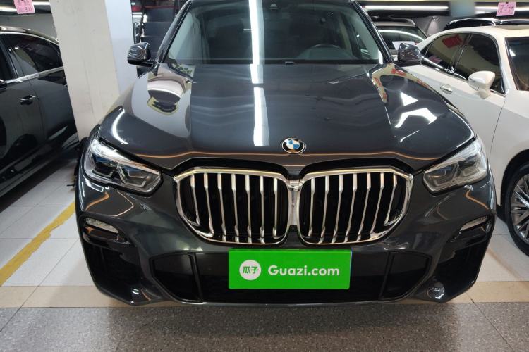 Used BMW X5 2020 xDrive40i M Sport Package Front