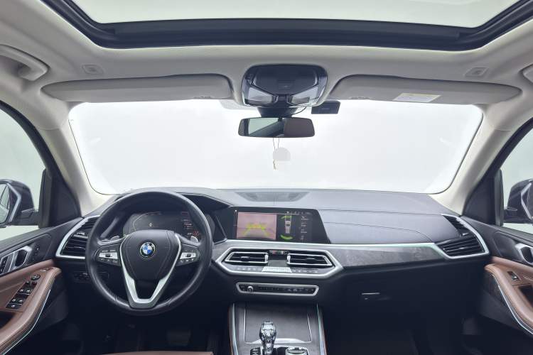 Used BMW X5 2020 xDrive30i X Design Package Interior 1